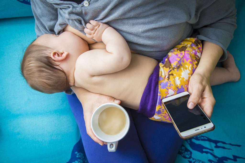 breastfeeding coffee